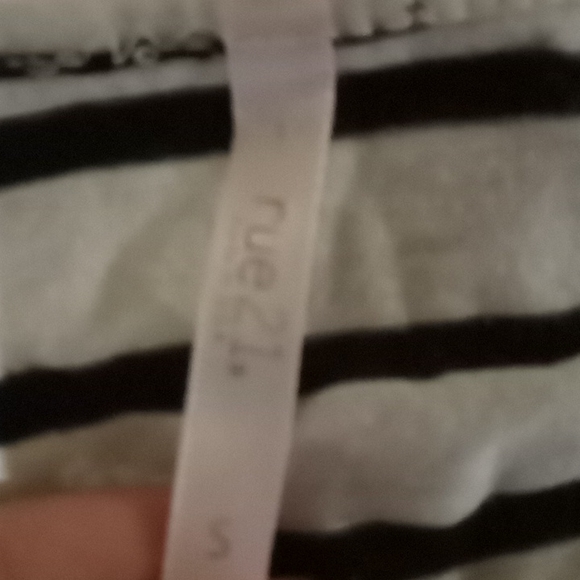 Shirts - Picture 5 of 5